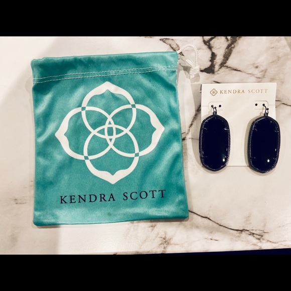 Kendra Scott Jewelry - Kendra Scott Danielle Earrings